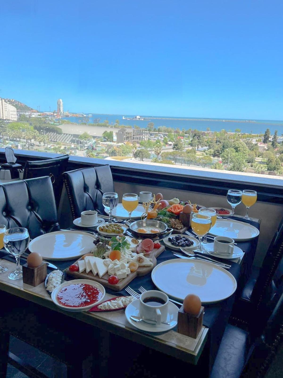 Bm Hotel City Samsun Exteriör bild
